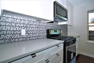 2435 Hillsboro Avenue, Dallas, TX 75228 - Photo 9