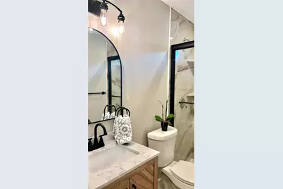 4603 Junius Street #8, Dallas, TX 75246 - Photo 9