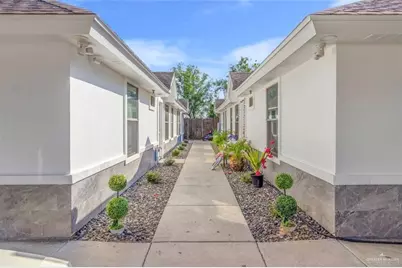 1310 W Harrison Avenue #2, Alton, TX 78573 - Photo 9