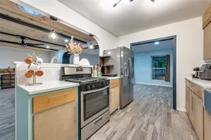 8327 Coolgreene Dr, Dallas, TX 75228 - Photo 9