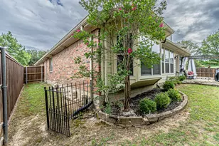 4913 Kingfisher Ln, Mesquite, TX 75181 - Photo 5