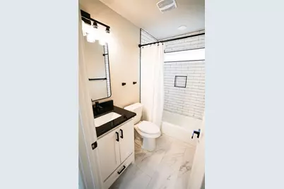 1907 S 18th Street #2, Waco, TX 76706 - Photo 5