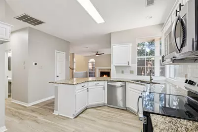 400 Black Rock Court, Irving, TX 75063 - Photo 13