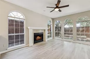 400 Black Rock Ct, Irving, TX 75063 - Photo 7