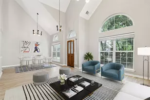 400 Black Rock Ct, Irving, TX 75063 - Photo 5