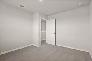 9229 Union Pacific Dr, Fort Worth, TX 76036 - Photo 11