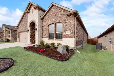 11221 Summer Rain Boulevard, Aubrey, TX 76227 - Photo 3