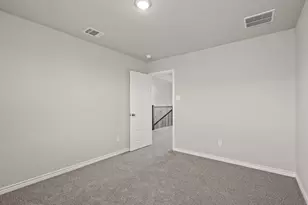 9228 Union Pacific Dr, Fort Worth, TX 76036 - Photo 15