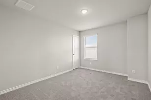 9228 Union Pacific Dr, Fort Worth, TX 76036 - Photo 15