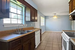 545 NE 21st Street NE, Paris, TX 75460 - Photo 17