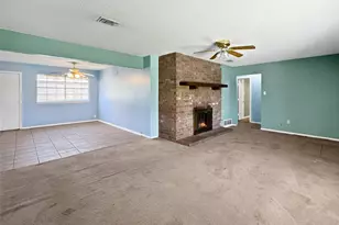 545 NE 21st Street NE, Paris, TX 75460 - Photo 3