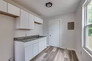 1236 E Powell Ave, Fort Worth, TX 76104 - Photo 9