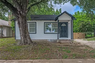 1236 E Powell Ave, Fort Worth, TX 76104 - Photo 1