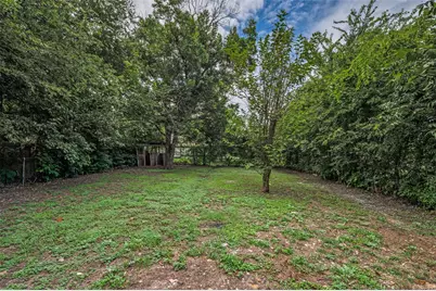 1236 E Powell Avenue, Fort Worth, TX 76104 - Photo 25