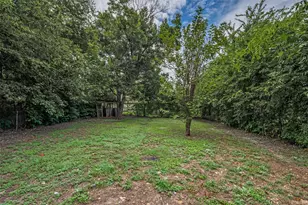 1236 E Powell Ave, Fort Worth, TX 76104 - Photo 25