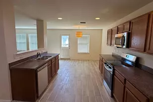 8105 York Beach Pl, Arlington, TX 76002 - Photo 5