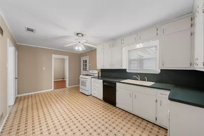 3400 Lyle Avenue, Waco, TX 76708 - Photo 9