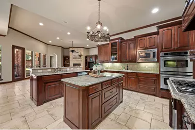 6776 St Moritz Parkway, Colleyville, TX 76034 - Photo 15