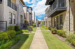 8222 Milroy Ln, Dallas, TX 75231 - Photo 29