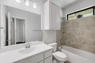 8222 Milroy Ln, Dallas, TX 75231 - Photo 27