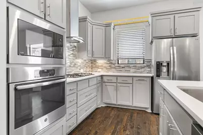 8222 Milroy Lane, Dallas, TX 75231 - Photo 13