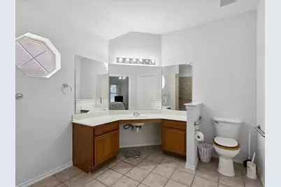 102 Royal Crest Court, Red Oak, TX 75154 - Photo 15