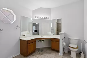 102 Royal Crest Ct, Red Oak, TX 75154 - Photo 15