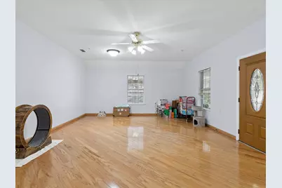 102 Royal Crest Court, Red Oak, TX 75154 - Photo 3