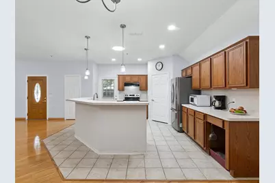 102 Royal Crest Court, Red Oak, TX 75154 - Photo 5