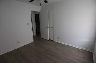 1223 Meadowbrook St, Ranger, TX 76470 - Photo 15