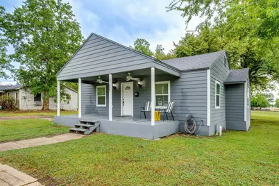 307 Commerce Street W, Honey Grove, TX 75446 - Photo 1