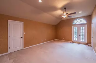 260 Corinna Ct, Hurst, TX 76053 - Photo 25