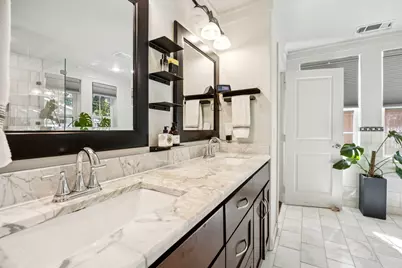 901 S Montreal Avenue, Dallas, TX 75208 - Photo 11