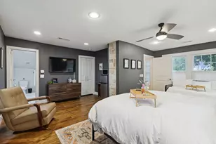 901 S Montreal Ave, Dallas, TX 75208 - Photo 23