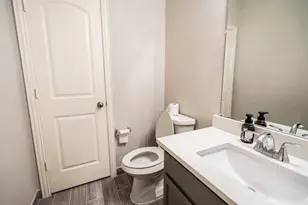 1487 Chase Ln, Irving, TX 75063 - Photo 25