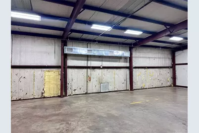 608 N I-35, Gainesville, TX 76240 - Photo 11