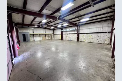 608 N I-35, Gainesville, TX 76240 - Photo 5