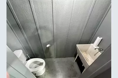 608 N I-35, Gainesville, TX 76240 - Photo 9