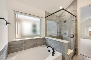 1016 Snowy Owl Dr, Alvarado, TX 76009 - Photo 31