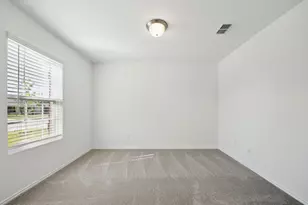 2043 Pleasant Knoll Cir, Forney, TX 75126 - Photo 3