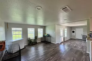 409 Mockingbird Ln, Chico, TX 76431 - Photo 3