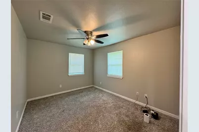 409 Mockingbird Lane, Chico, TX 76431 - Photo 5