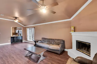 1006 Darren Drive, Burleson, TX 76028 - Photo 15