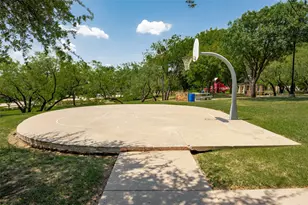 1113 Derbyshire Ln, Carrollton, TX 75007 - Photo 29