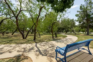 1113 Derbyshire Ln, Carrollton, TX 75007 - Photo 9