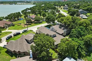 4520 N Shore Dr, The Colony, TX 75056 - Photo 3