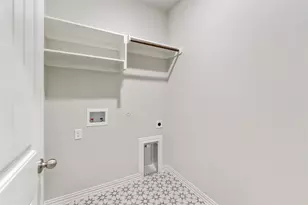 2101 Kelva Dr, Fort Worth, TX 76052 - Photo 9