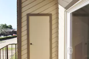 4544 Chaha Rd, Garland, TX 75043 - Photo 17