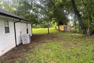 411 Smith St, Bonham, TX 75418 - Photo 21