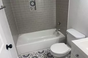 411 Smith St, Bonham, TX 75418 - Photo 15